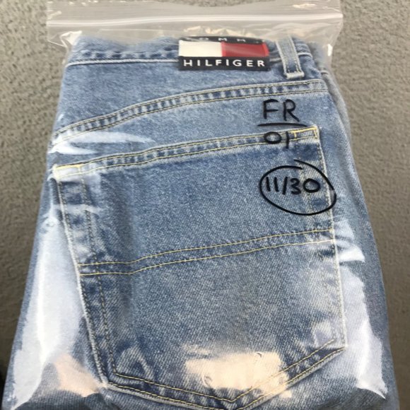 Vintage Tommy Hilfiger Jeans Women's 11/30 Flag Patch High Rise Mom Denim - Picture 10 of 10